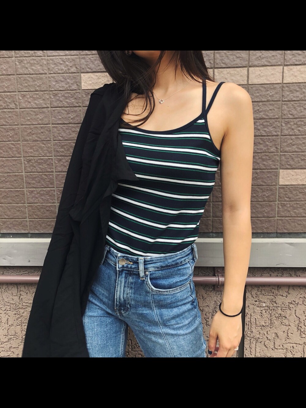 「シャツカーディガン、タンクトップ、キャミソール」｜「MOUSSYのアイテム（キャミソール、ブラック系）」を使った、🦋 𝐌𝐎𝐊𝐀 🦋さん（レディース・155cm）の夏コーディネートの1枚目の写真