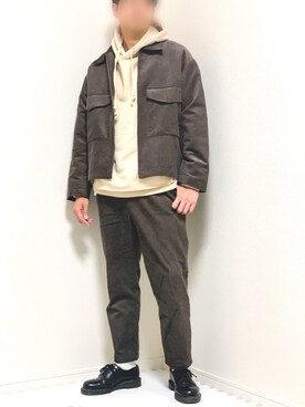 「shiki tokyo（シキトウキョウ）のアイテム（パーカー）」を使った、kazuさん（メンズ・173cm）の秋コーディネート
