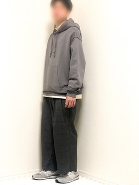 「shiki tokyo（シキトウキョウ）のアイテム（パーカー）」を使った、kazuさん（メンズ・173cm）の冬コーディネート