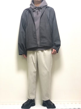 「shiki tokyo（シキトウキョウ）のアイテム（パーカー）」を使った、kazuさん（メンズ・173cm）の春コーディネート