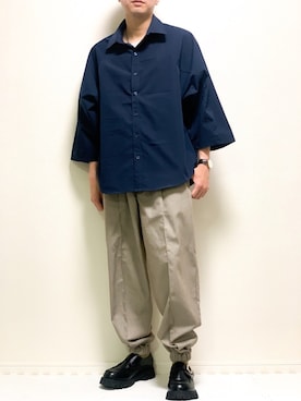 「グレージュ」｜「アイテム（その他）」を使った、kazuさん（メンズ・173cm）の春コーディネート