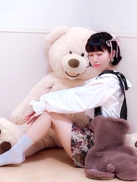 「Honey Salon（ハニーサロン）のアイテム（シャツ/ブラウス）」を使った、ぽむさん（レディース・150cm）の秋コーディネート