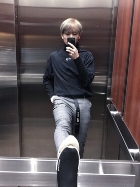 「Y-3（ワイスリー）のアイテム（トップス、ブラック系）」を使った、壱乃瀬さん（メンズ・175cm）の冬コーディネート