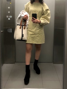 「ミニワンピ」｜LONさん（レディース・163cm）の春コーディネート