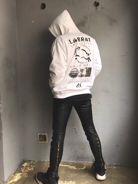 「LABRAT（ラブラット）のアイテム」を使った、田中奨伍さん（メンズ・178cm）の冬コーディネート