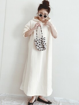 「Aunt Marie's（アントマリーズ）のAUNT MARIE'S バックプリーツフーディーワンピース（ワンピース）」を使った、 Chankanaさん（レディース・160cm）の冬コーディネート