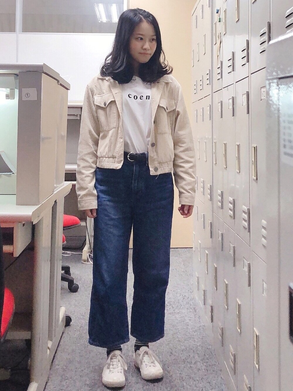 「低身長コーデ、coen」｜「studio CLIPのCONEデニムストレートパンツ（デニムパンツ、ブルー系）」を使った、晴ʕ•ᴥ•ʔ🇹🇼さん（レディース・153cm）の春コーディネートの1枚目の写真