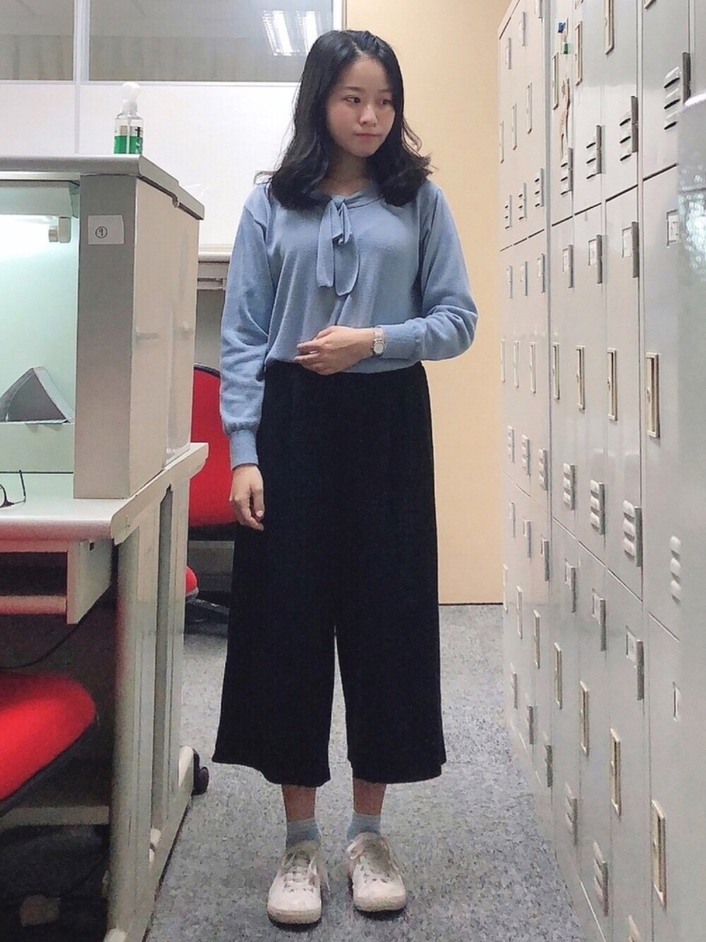 「低身長コーデ」｜「chocol raffine robeのアイテム（ニット/セーター、ブルー系）」を使った、晴ʕ•ᴥ•ʔ🇹🇼さん（レディース・153cm）の春コーディネートの1枚目の写真