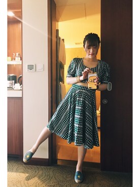 「SOLUDOS（ソルドス）のアイテム（スリッポン、ブルー系）」を使った、LAMAさん（レディース・160cm）の春コーディネート