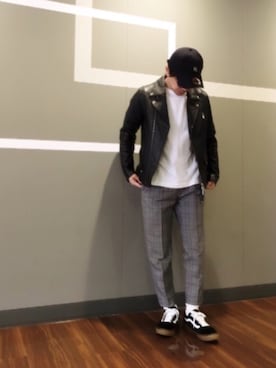 「CASIO」｜「アイテム（ジャケット/アウター）」を使った、BALさん（メンズ・170cm）の春コーディネート