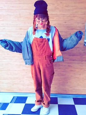 「アイテム（サロペット/オーバーオール、イエロー系）」を使った、ゆめるんさん（レディース・161cm）の冬コーディネート
