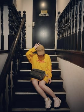 「thisisneverthat（ディスイズネバーザット）のアイテム（キャップ）」を使った、あんさん（レディース・160cm）の冬コーディネート