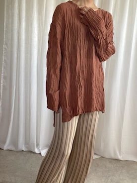 「ストライプパンツ」｜「アイテム（スウェットパンツ）」を使った、laiyel STAFFさん（レディース・165cm）の春コーディネート