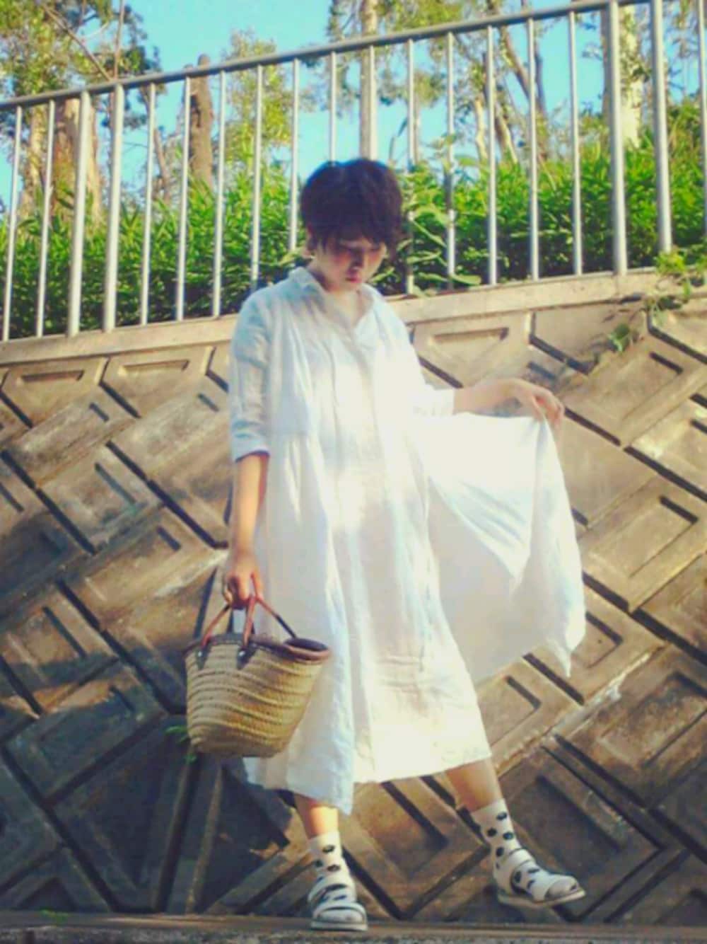 マーガレットハウエル　シャツワンピース　Ⅱ MARGARET HOWELLのシャツワンピースを使った人気ファッション