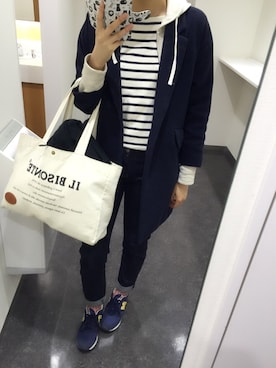 「UNIQLO（ユニクロ）のアイテム（デニムパンツ、ブラック系）」を使った、ぺそさん（レディース）の冬コーディネート