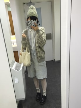 「niko and...（ニコアンド）の【niko and...】カワリウラケムジ／カモスカート（スカート、グレー系）」を使った、ぺそさん（レディース）の冬コーディネート