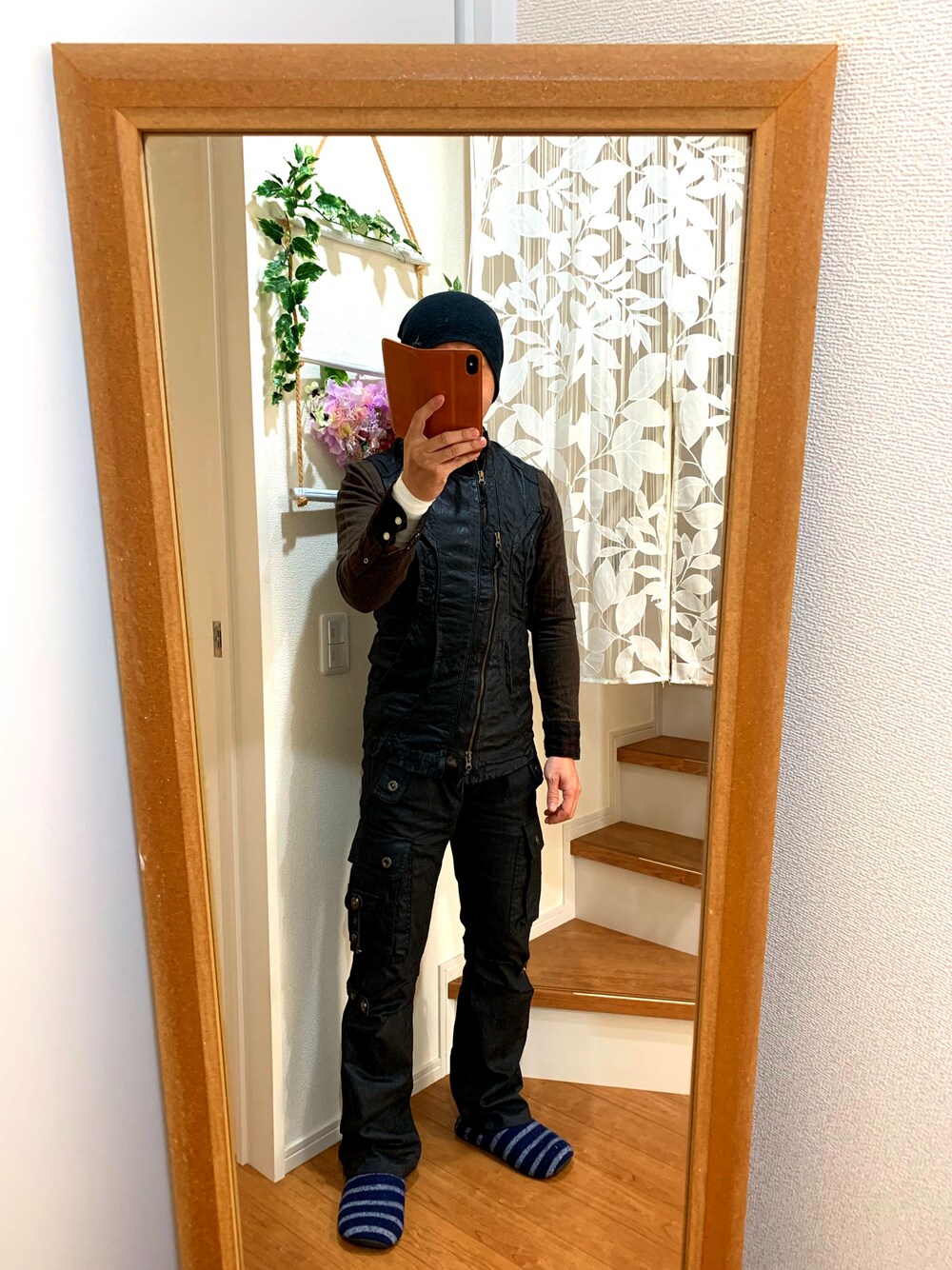「HALBのアイテム（ニットキャップ/ビーニー、ブラック系）」を使った、たーちゃんさん（メンズ・164cm）の秋コーディネートの1枚目の写真