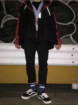 「vetements」｜「アイテム（ナイロンジャケット）」を使った、ひろむーみんさん（メンズ・174cm）の春コーディネート