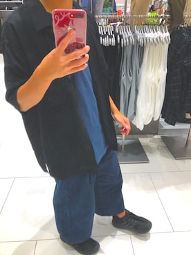 「UU（ユニクロ　アンダーカバー）のアイテム（トップス、ブルー系）」を使った、Seaさん（メンズ・156cm）の夏コーディネート