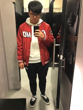 「CACO（カコ）のアイテム（ジャケット/アウター）」を使った、張庭瑋さん（メンズ・177cm）の冬コーディネート