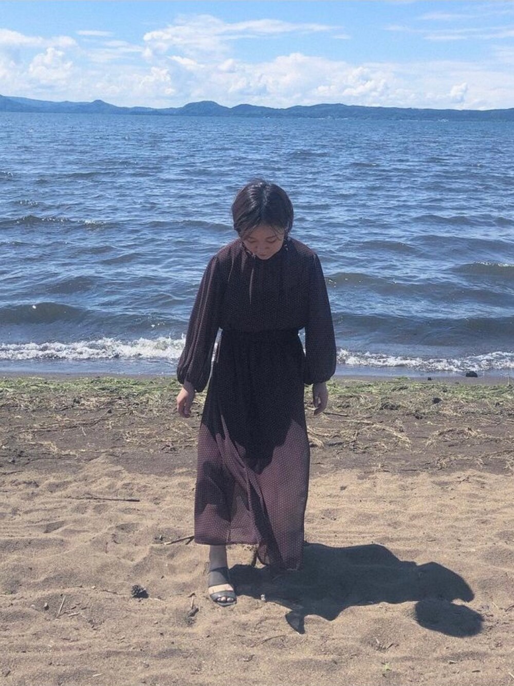 「LOWRYS FARMのアイテム（サンダル、ブラック系）」を使った、meさん（レディース・153cm）の春コーディネートの1枚目の写真
