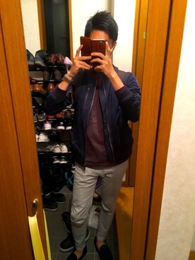 「tk.TAKEO KIKUCHI（ティーケータケオキクチ）のアイテム（MA-1）」を使った、UTAROさん（メンズ・170cm）の秋コーディネート