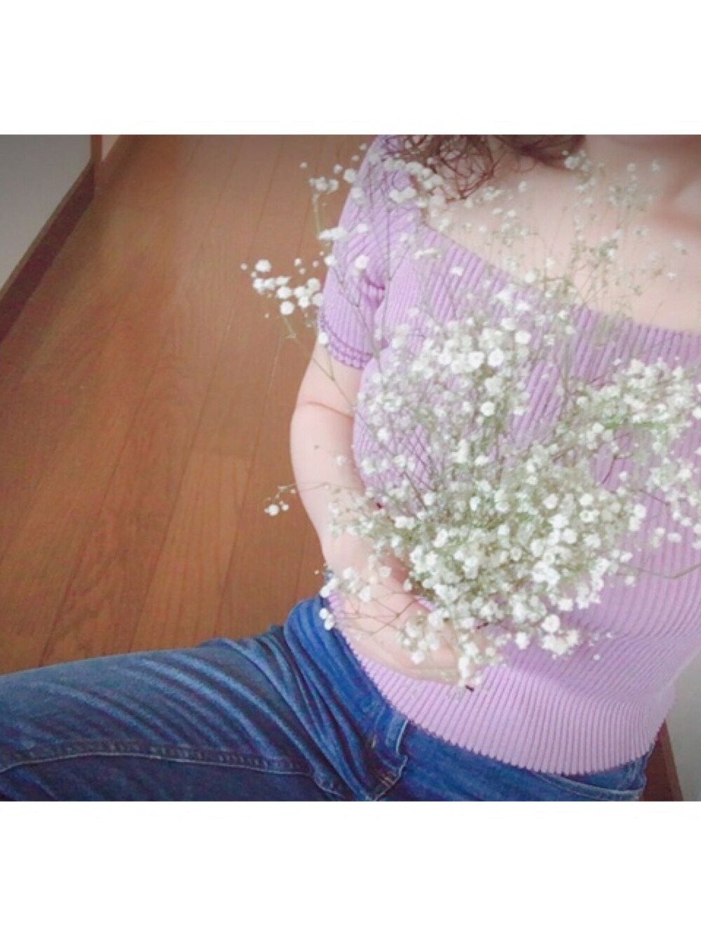 「リリーブラウン、Lily Brown、パープル、GU、ジーユー、フォローミー、デニムパンツ、フォローお願いします、ひさしぶりの投稿、かすみ草」｜「LILY BROWNのオフショルニットトップス（ニット/セーター、パープル系）」を使った、MiKittyさん（レディース・157cm）の夏コーディネートの1枚目の写真