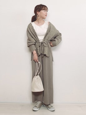 「アイテム（バングル/リストバンド）」を使った、てらさん（レディース・161cm）の秋コーディネート