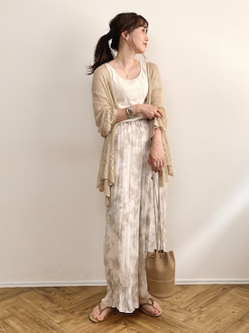 「NEUNA（ヌナ）のレザー巾着型ショルダーバッグ（ショルダーバッグ）」を使った、てらさん（レディース・161cm）の夏コーディネート