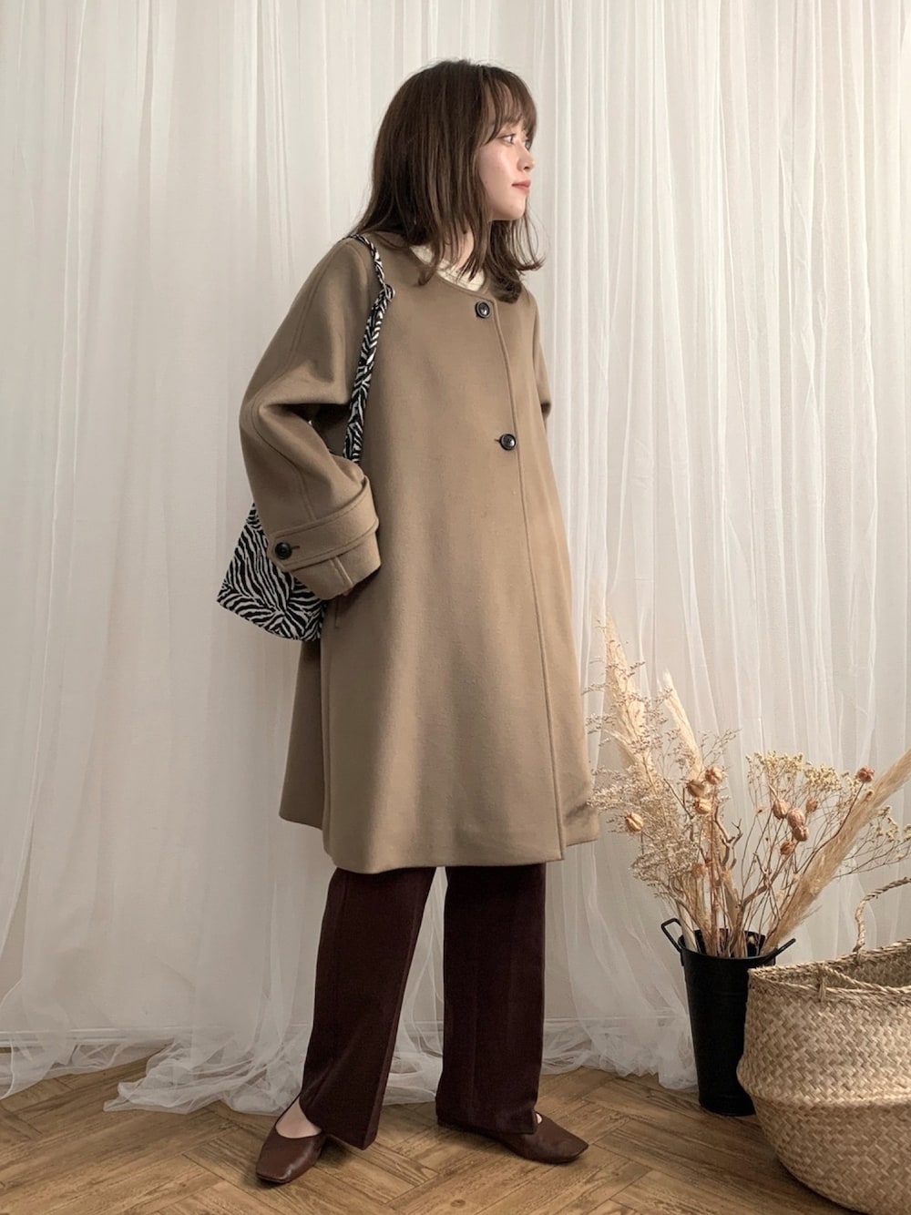 BY∴ ビーバーノーカラーフレアコート ◇を使った人気ファッション