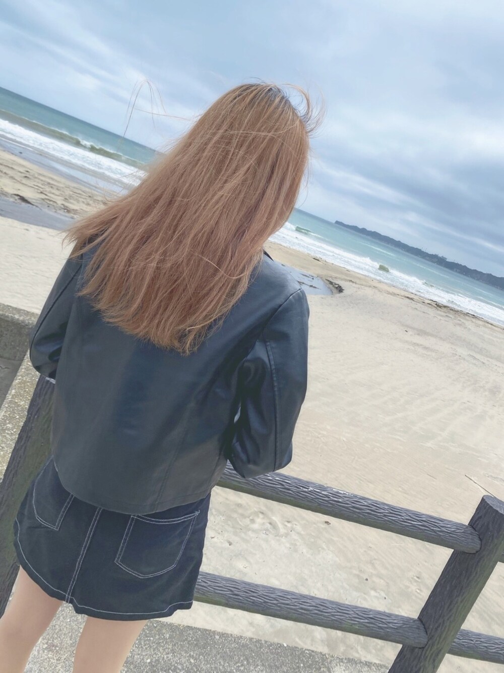 「おしゃれさんと繋がりたい、ゆるコーデ、プチプラ」｜「WEGOのアイテム（その他アウター、ブラック系）」を使った、あゆぽて✴︎さん（レディース・163cm）の春コーディネートの1枚目の写真