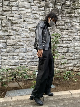 「SAINT LAURENT PARIS（サンローランパリ）のアイテム（ライダースジャケット）」を使った、Dr SAKUさん（メンズ・175cm）の冬コーディネート
