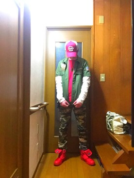 「AVIREX（アヴィレックス）のアイテム（腕時計）」を使った、Toshiさん（メンズ・176cm）の春コーディネート