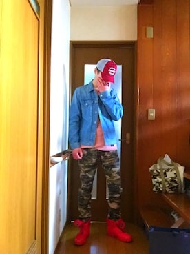 「AVIREX（アヴィレックス）のアイテム（腕時計）」を使った、Toshiさん（メンズ・176cm）の春コーディネート