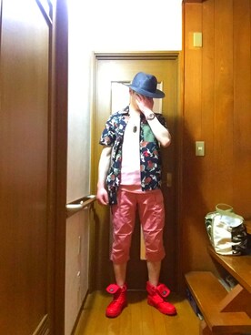 「AVIREX（アヴィレックス）のアイテム（腕時計）」を使った、Toshiさん（メンズ・176cm）の春コーディネート
