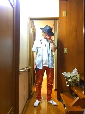 「AVIREX（アヴィレックス）のアイテム（腕時計）」を使った、Toshiさん（メンズ・176cm）の春コーディネート