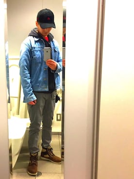 「AVIREX（アヴィレックス）のアイテム（レインシューズ）」を使った、Toshiさん（メンズ・176cm）の秋コーディネート
