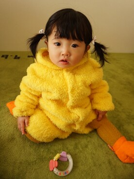 「アイテム（サロペット/オーバーオール、イエロー系）」を使った、emyさん（キッズ・80cm）の冬コーディネート