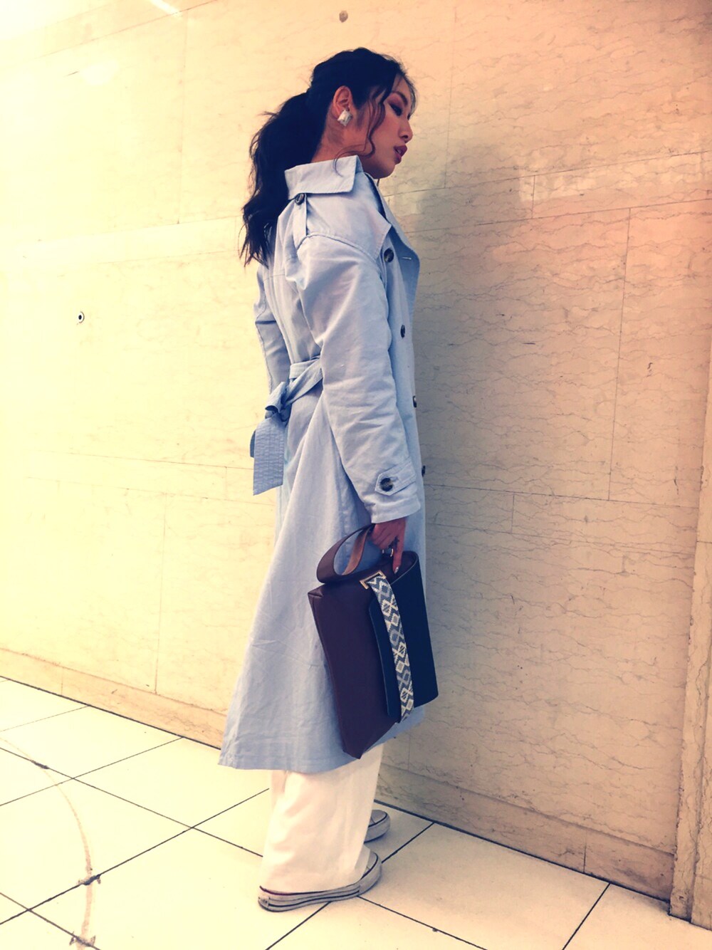 「blue、l.blu、longcoat、cool」｜「SLYのアイテム（トレンチコート、ブルー系）」を使った、annaさん（レディース・163cm）の冬コーディネートの1枚目の写真