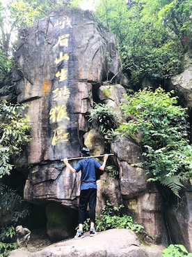 「NBA（エヌビーエー）のアイテム（帽子）」を使った、陈奕如_さん（レディース・167cm）の夏コーディネート