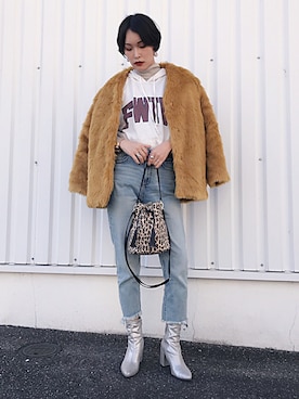 「アイテム（ブーツ、シルバー系）」を使った、Kiyooさん（レディース・165cm）の冬コーディネート