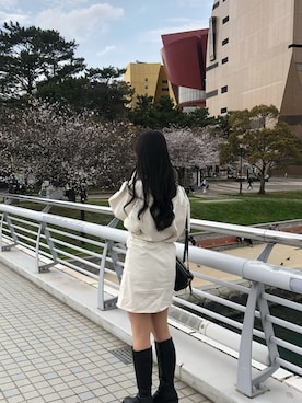 「GRL（グレイル）のスクエアトゥロングブーツ（ブーツ、ブラック系）」を使った、maiさん（レディース・164cm）の春コーディネート