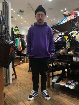 「Gramicci（グラミチ）のアイテム（パーカー）」を使った、やなちゃんさん（メンズ・164cm）の秋コーディネート