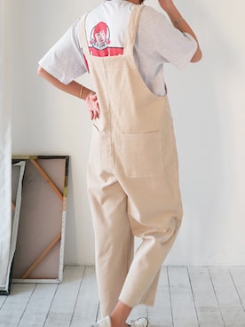 「アイテム（つなぎ/オールインワン、ベージュ系）」を使った、LITTLEBLACKさん（レディース・162cm）の秋コーディネート