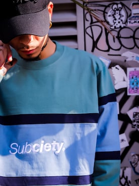 「アイテム（Tシャツ/カットソー、グリーン系）」を使った、Felipe Fumio Kikutaさん（メンズ・175cm）の冬コーディネート