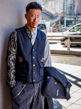 「アイテム（カバーオール）」を使った、Felipe Fumio Kikutaさん（メンズ・175cm・20代）の冬コーディネート