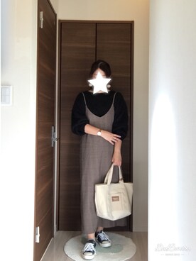 「リエディ」｜「アイテム（アナログ腕時計）」を使った、yuminさん（レディース・157cm）の秋コーディネート