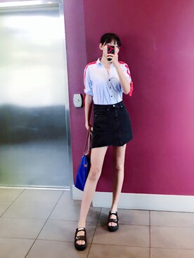 「madewell（メイドウェル）のアイテム（デニムスカート、ブラック系）」を使った、ShirlZ さん（レディース・173cm）の秋コーディネート