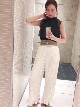 「LAGUNAMOON（ラグナムーン）のワッシャータックワイドパンツ（その他パンツ、ホワイト系）」を使った、菊池 美花さん（レディース・168cm）の夏コーディネート