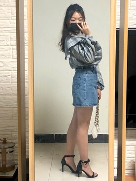 「MONKI（モンキ）のアイテム（Tシャツ/カットソー）」を使った、芘さん（レディース・157cm）の春コーディネート